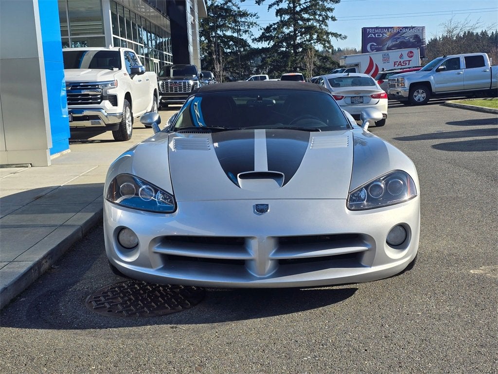 2004 Dodge Viper SRT10