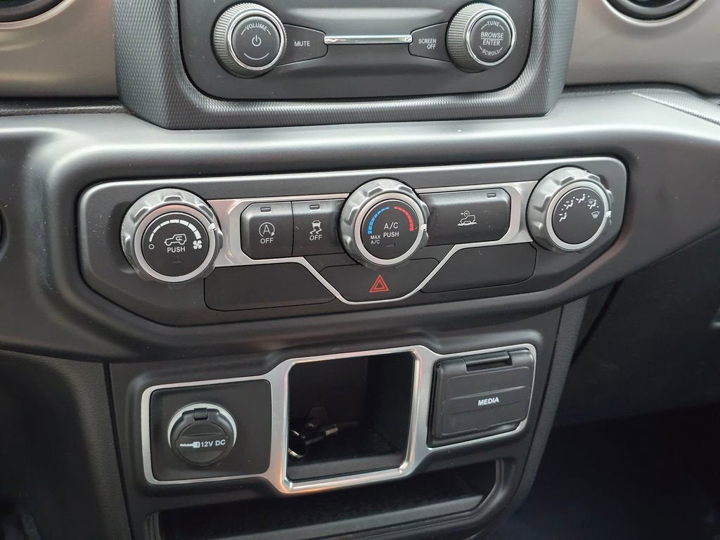 2021 Jeep Gladiator Sport