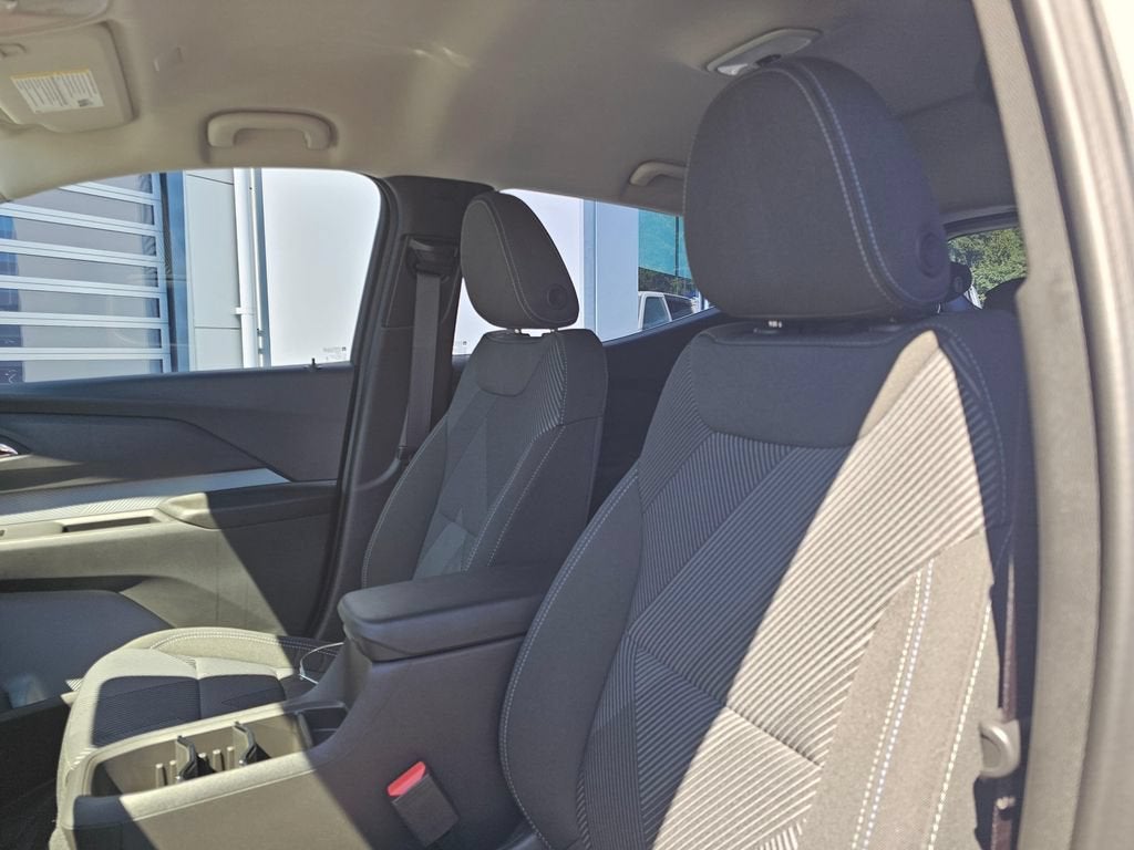 2027 Chevrolet Bolt LT - Photo 23