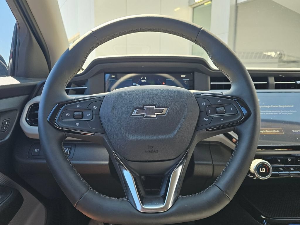 2027 Chevrolet Bolt LT - Photo 25