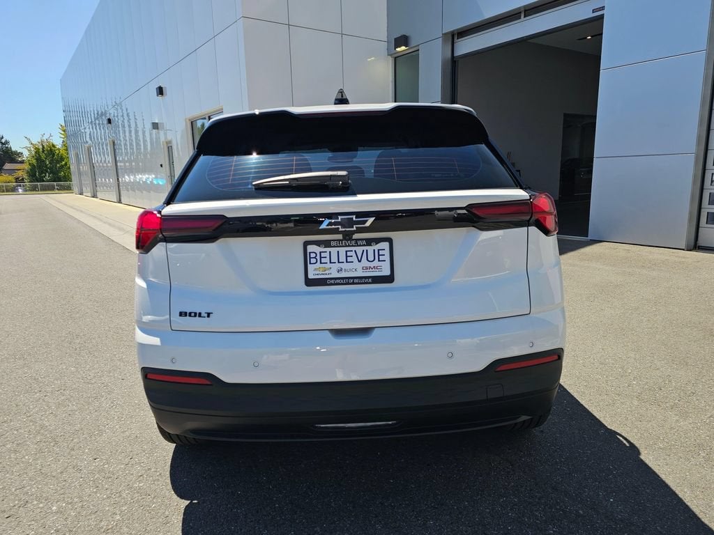 2027 Chevrolet Bolt LT - Photo 6
