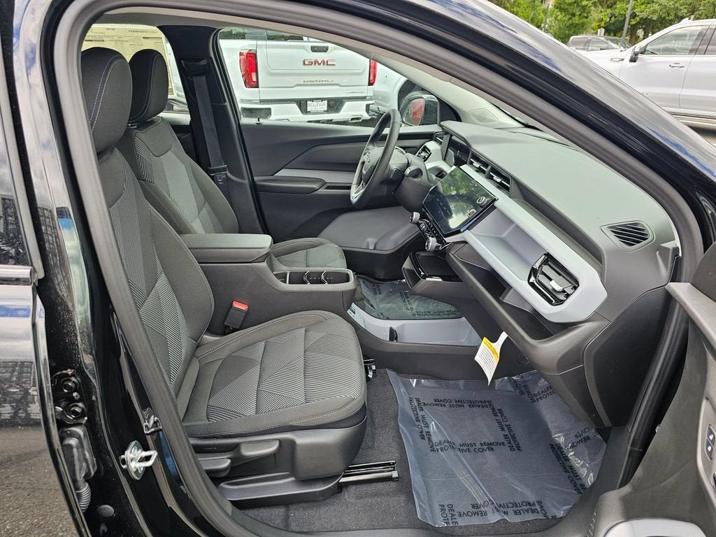 2027 Chevrolet Bolt LT - Photo 11