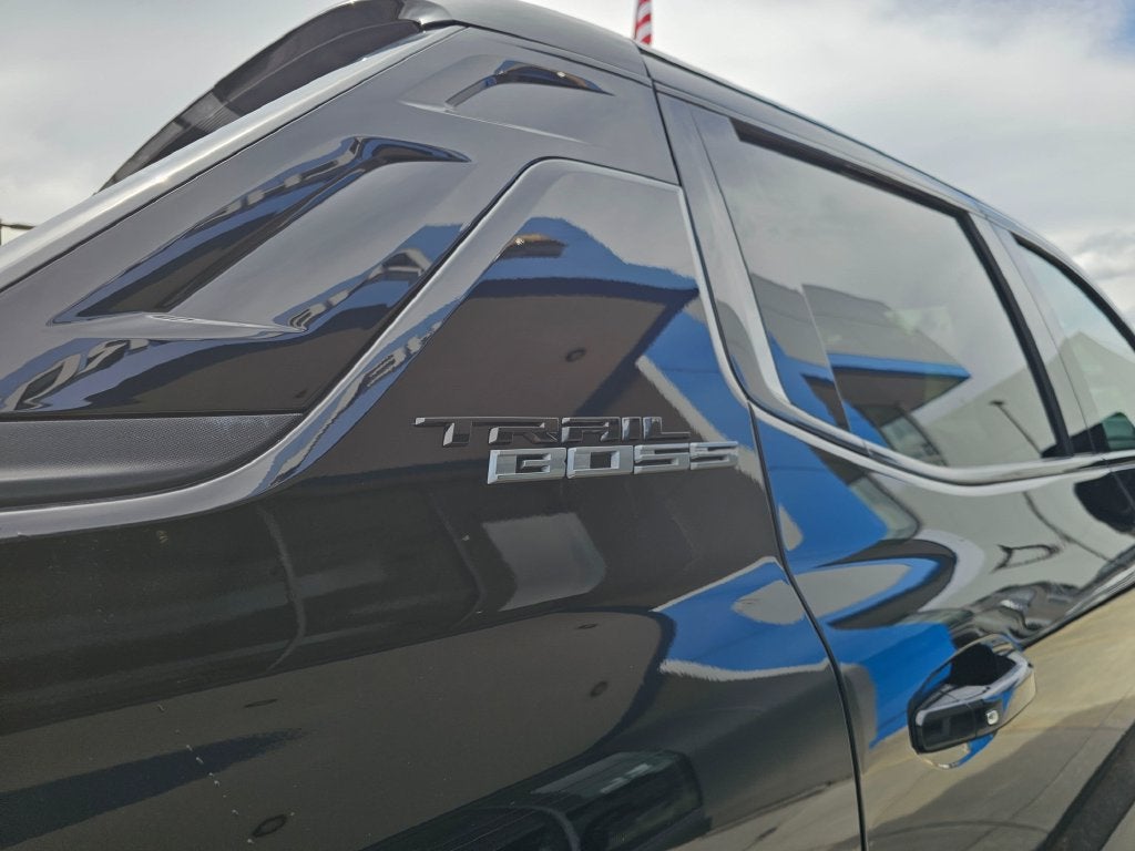 2026 Chevrolet Silverado EV Trail Boss - Max Range