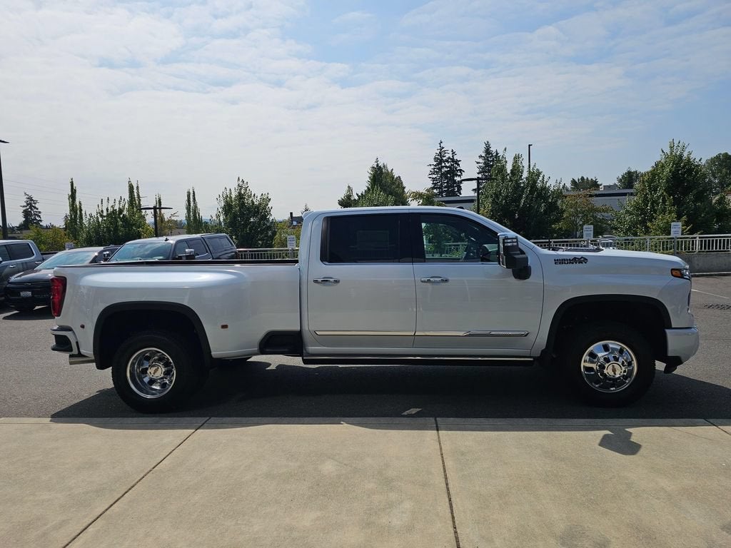 2026 Chevrolet Silverado 3500 HD High Country DRW