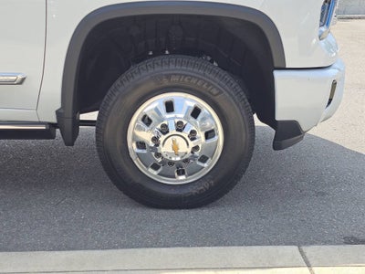 2026 Chevrolet Silverado 3500 HD High Country DRW