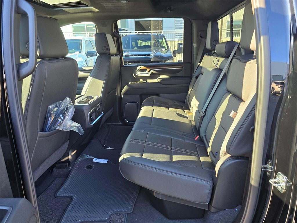 2026 Chevrolet Silverado 3500 HD High Country DRW