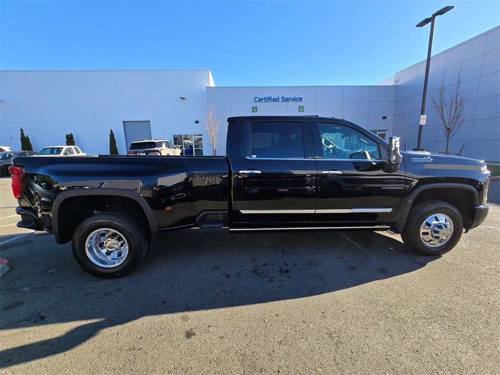 2026 Chevrolet Silverado 3500 HD High Country DRW