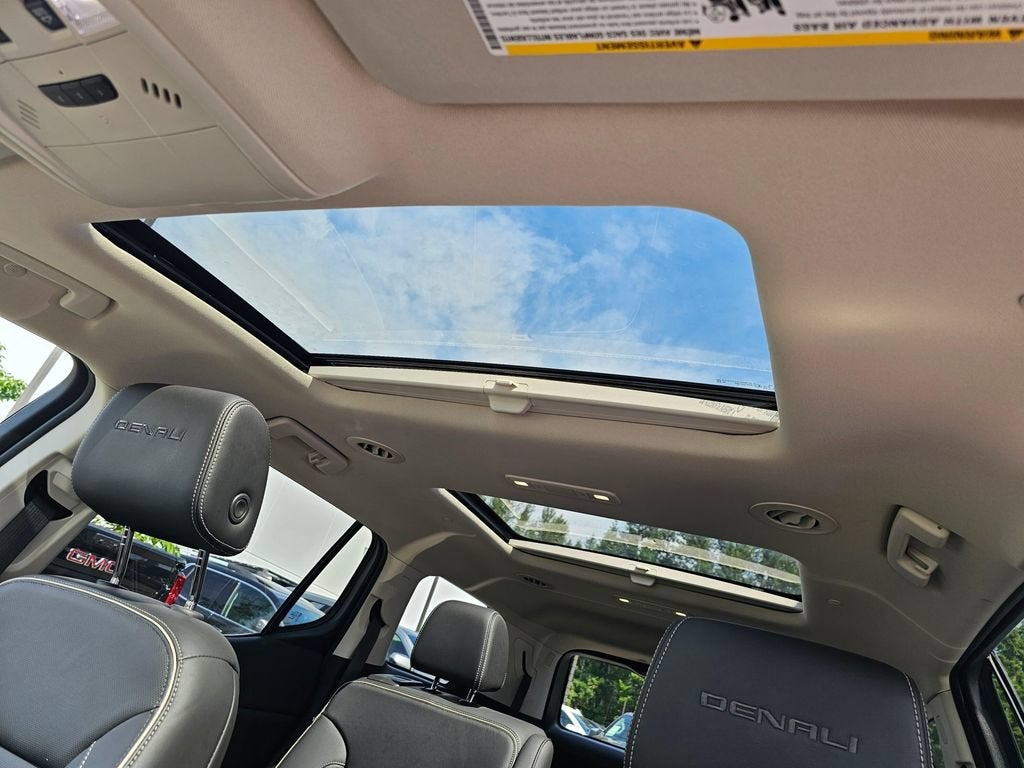 2020 GMC Acadia Denali