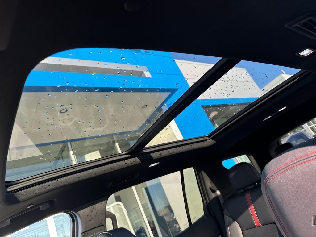 2025 Chevrolet Traverse RS