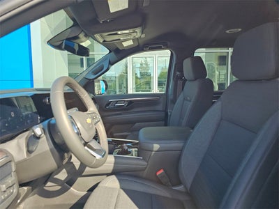 2025 Chevrolet Suburban LS