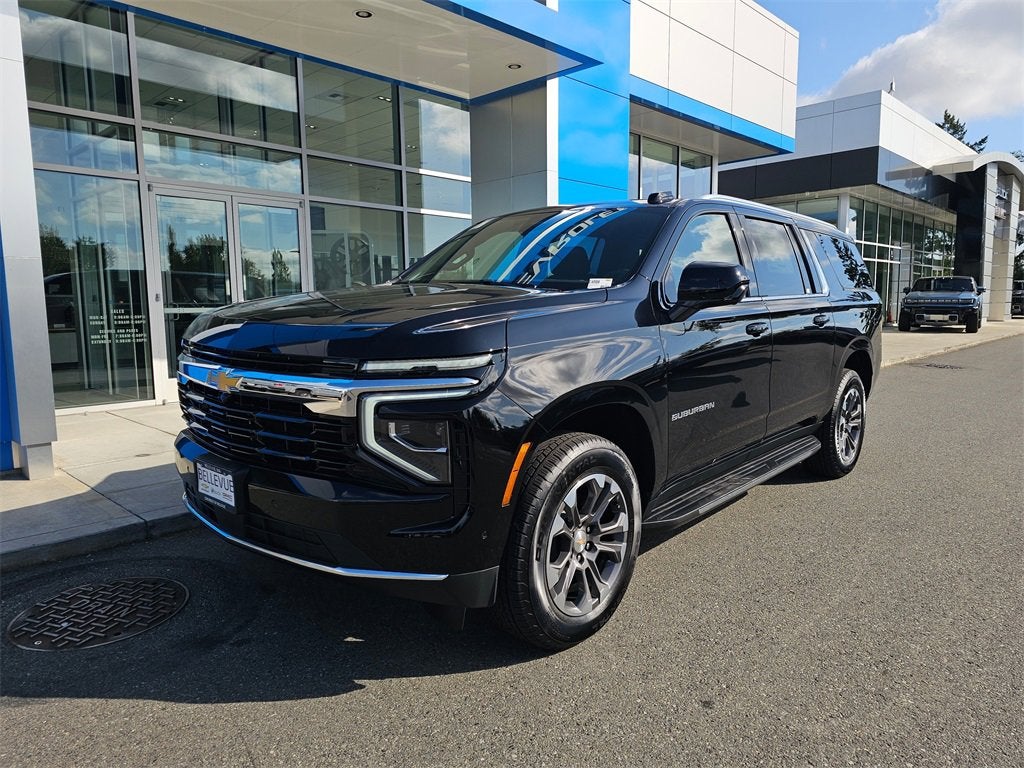 2025 Chevrolet Suburban LS