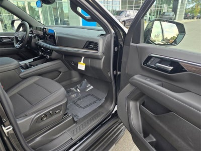 2025 Chevrolet Suburban LS