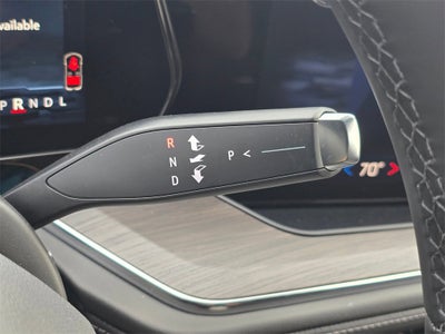 2025 Chevrolet Suburban LS