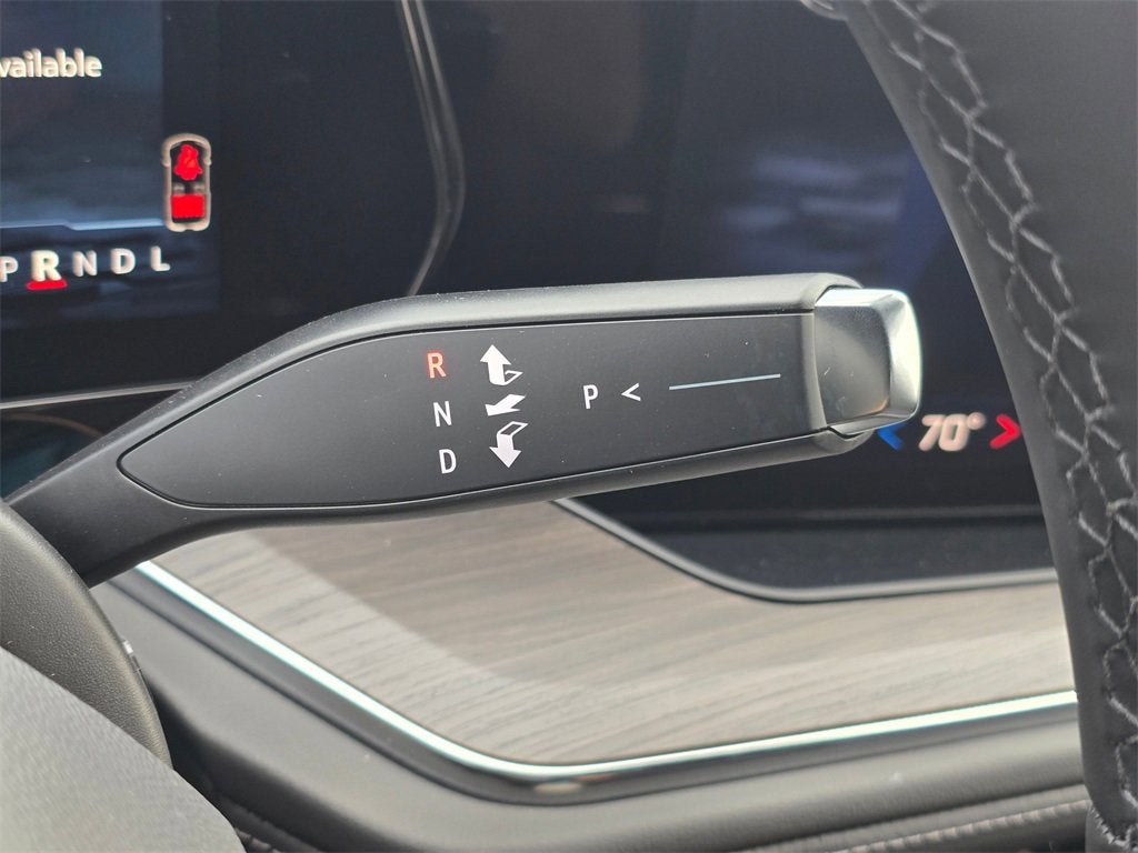 2025 Chevrolet Suburban LS