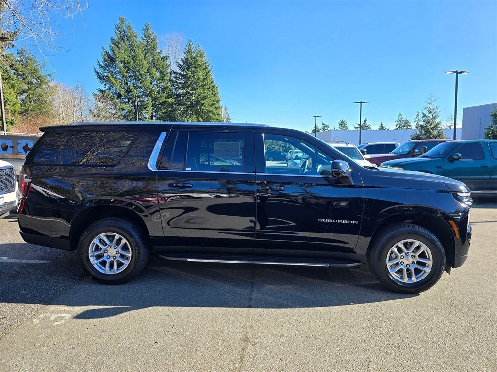 2026 Chevrolet Suburban LT
