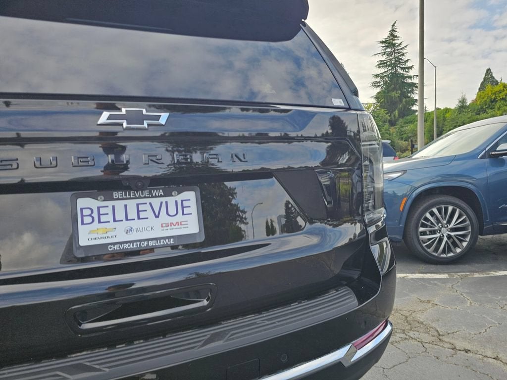 2026 Chevrolet Suburban LT