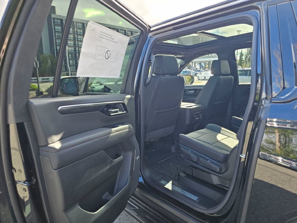 2026 Chevrolet Suburban RST