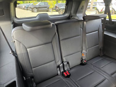 2022 Chevrolet Suburban LT