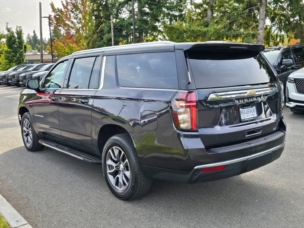 2022 Chevrolet Suburban LT