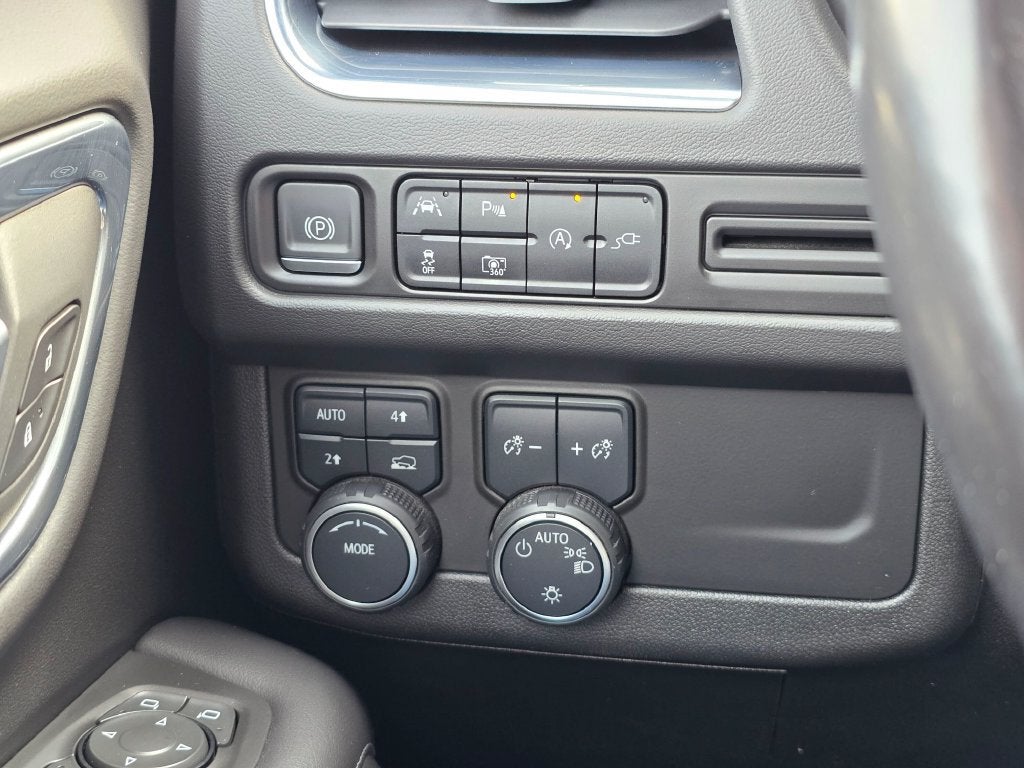 2022 Chevrolet Suburban LT