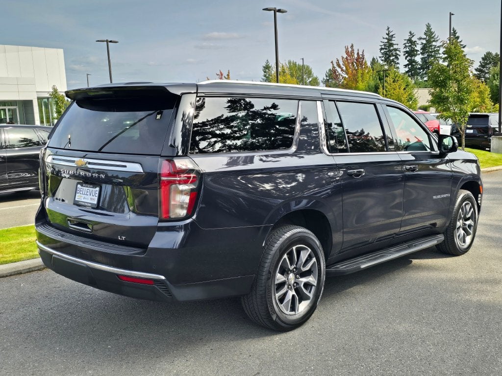 2022 Chevrolet Suburban LT