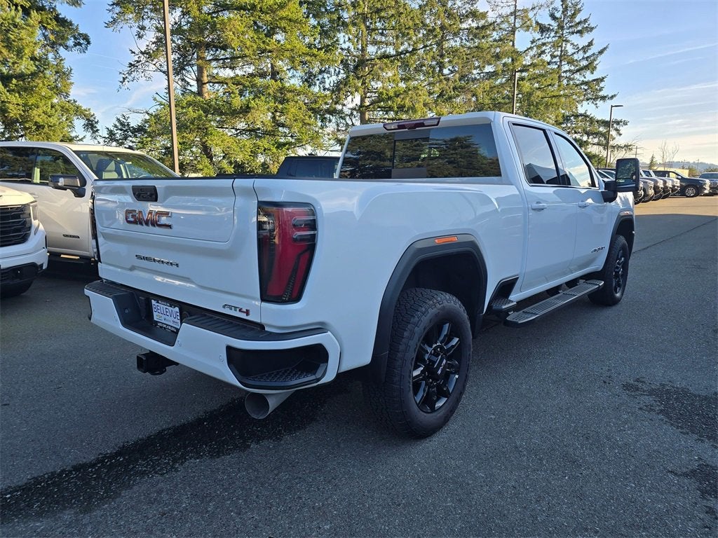 2025 GMC Sierra 3500 HD AT4