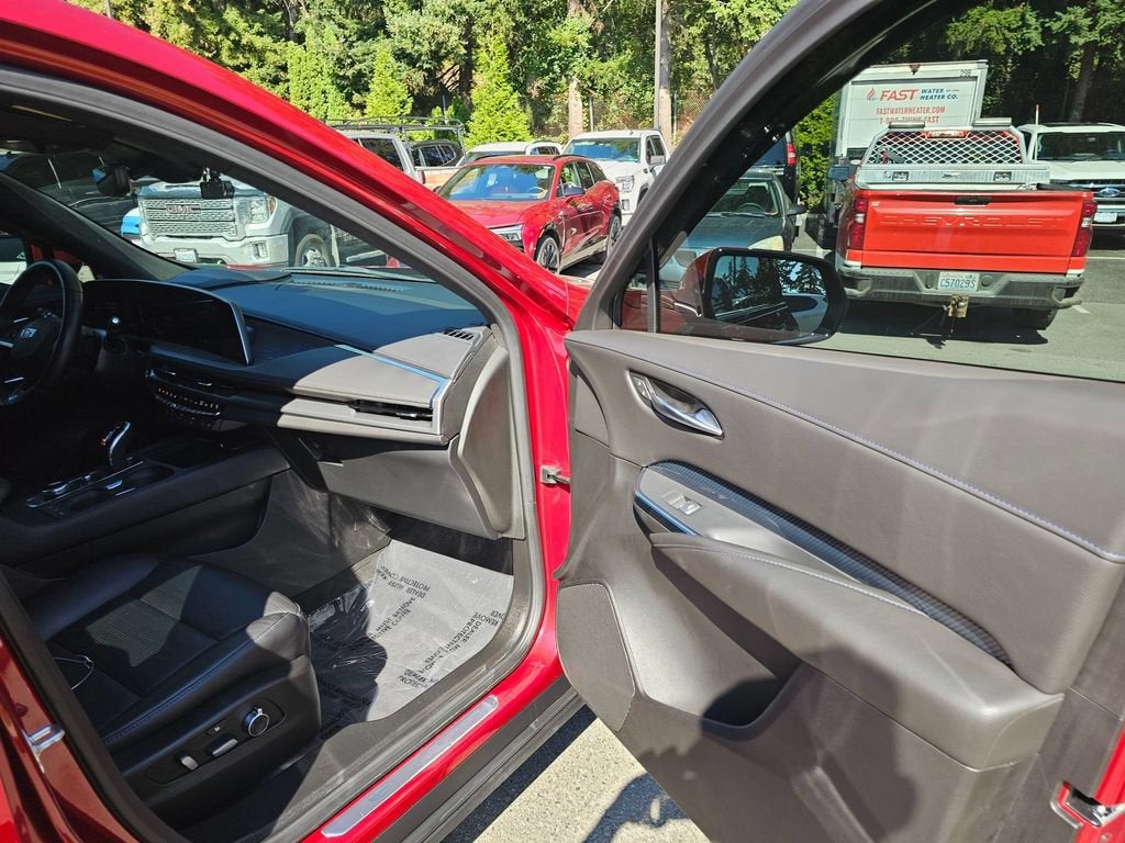 2024 Cadillac XT4 Sport