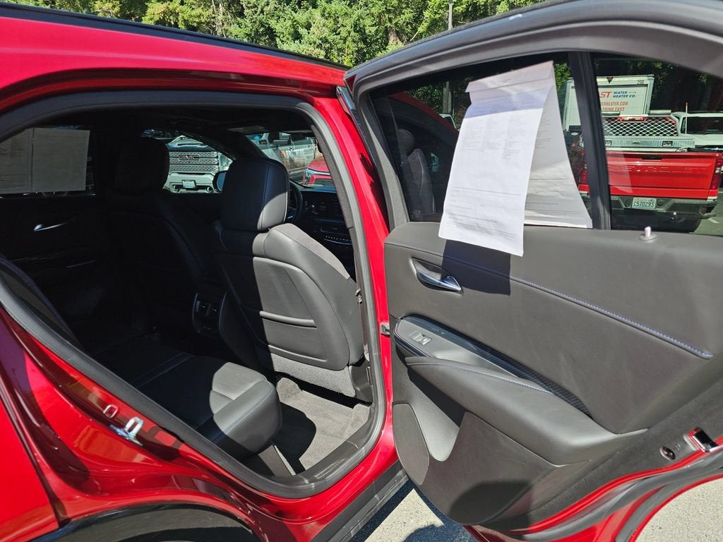 2024 Cadillac XT4 Sport