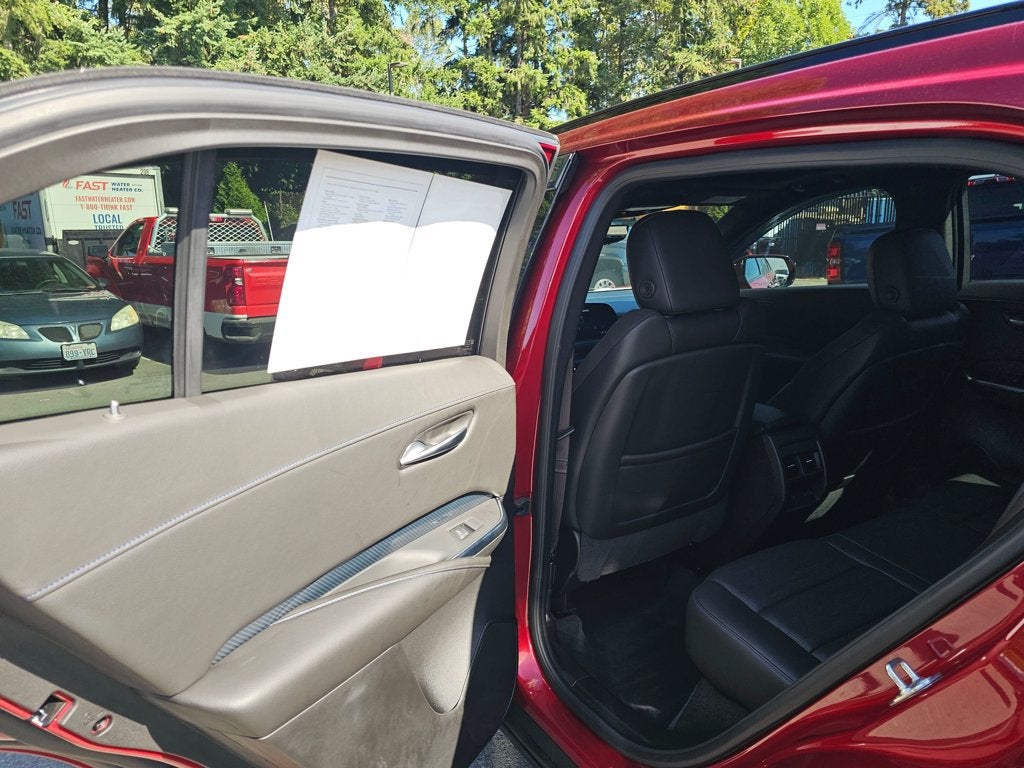 2024 Cadillac XT4 Sport