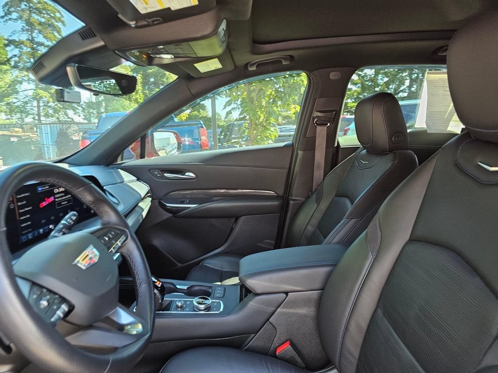 2024 Cadillac XT4 Sport