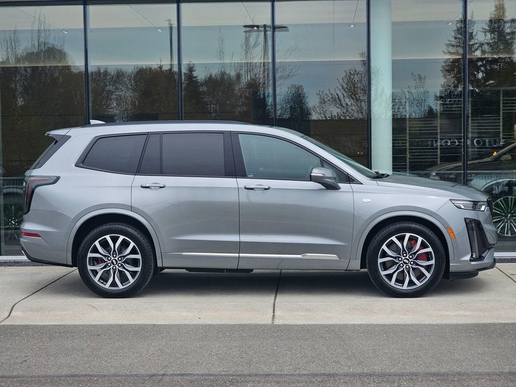 2024 Cadillac XT6 Sport