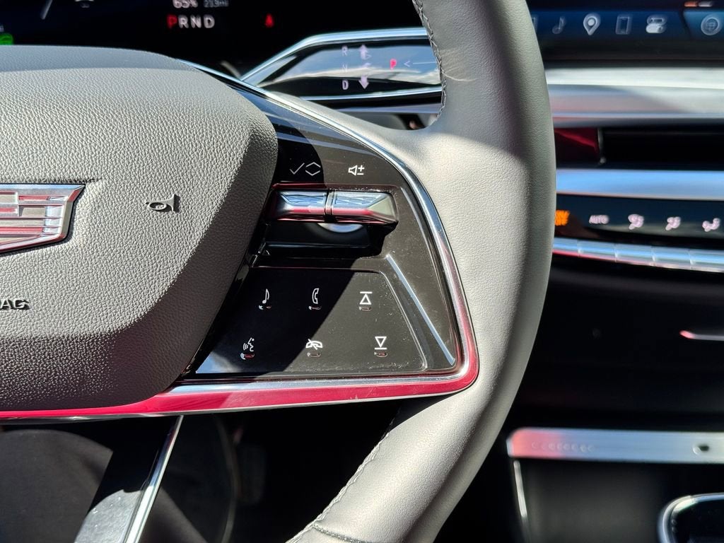 2025 Cadillac LYRIQ Sport 1