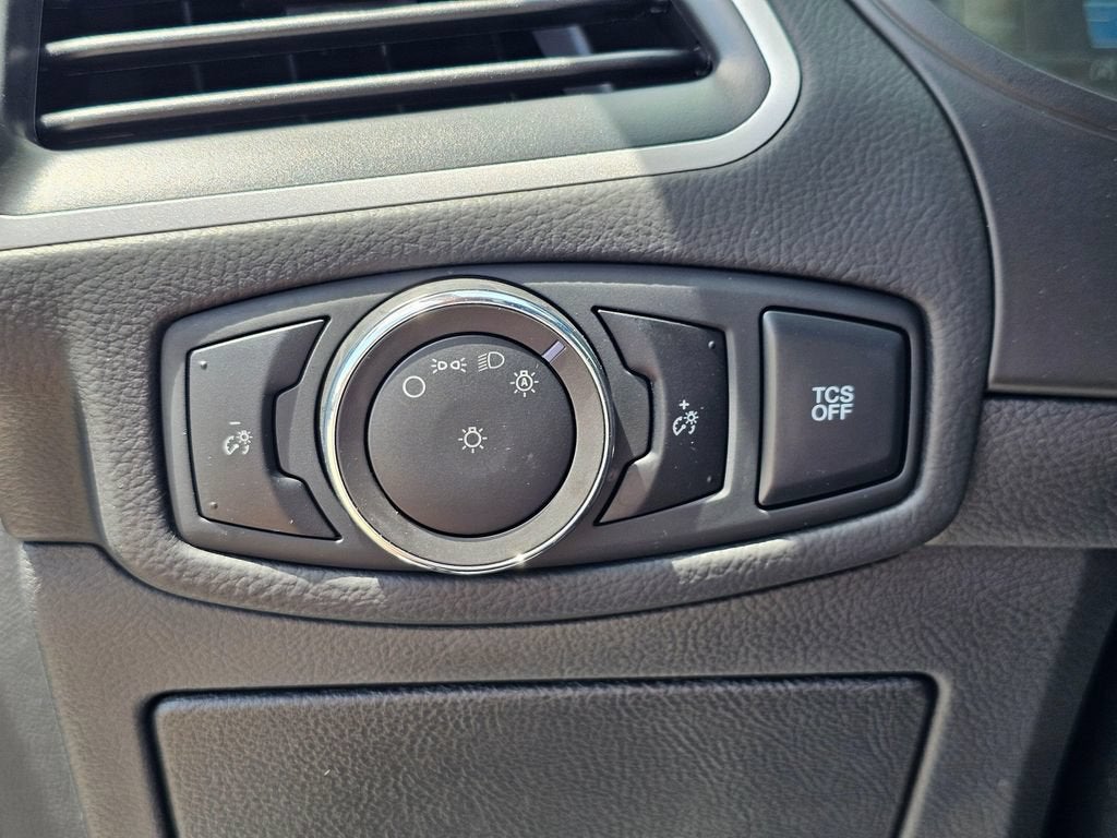2024 Ford Edge SE
