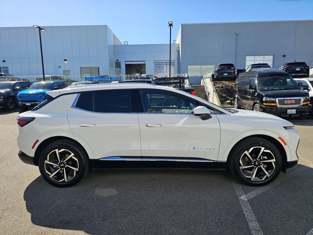 2025 Chevrolet Equinox EV LT