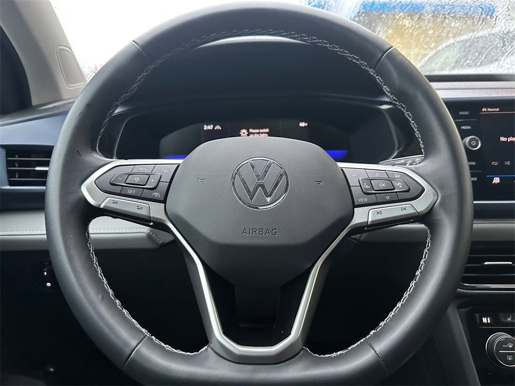2024 Volkswagen Taos SE