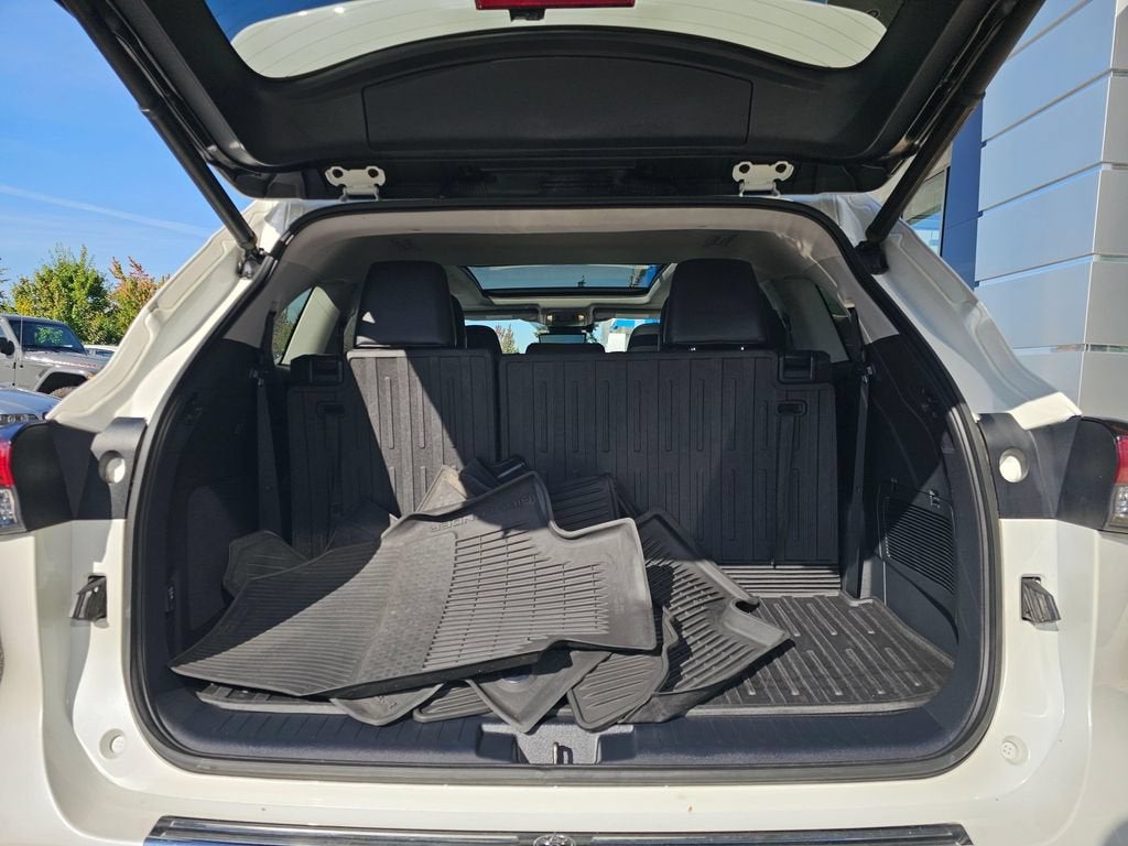 2021 Toyota Highlander Hybrid Platinum
