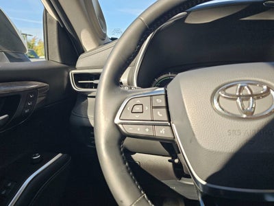 2021 Toyota Highlander Hybrid Platinum