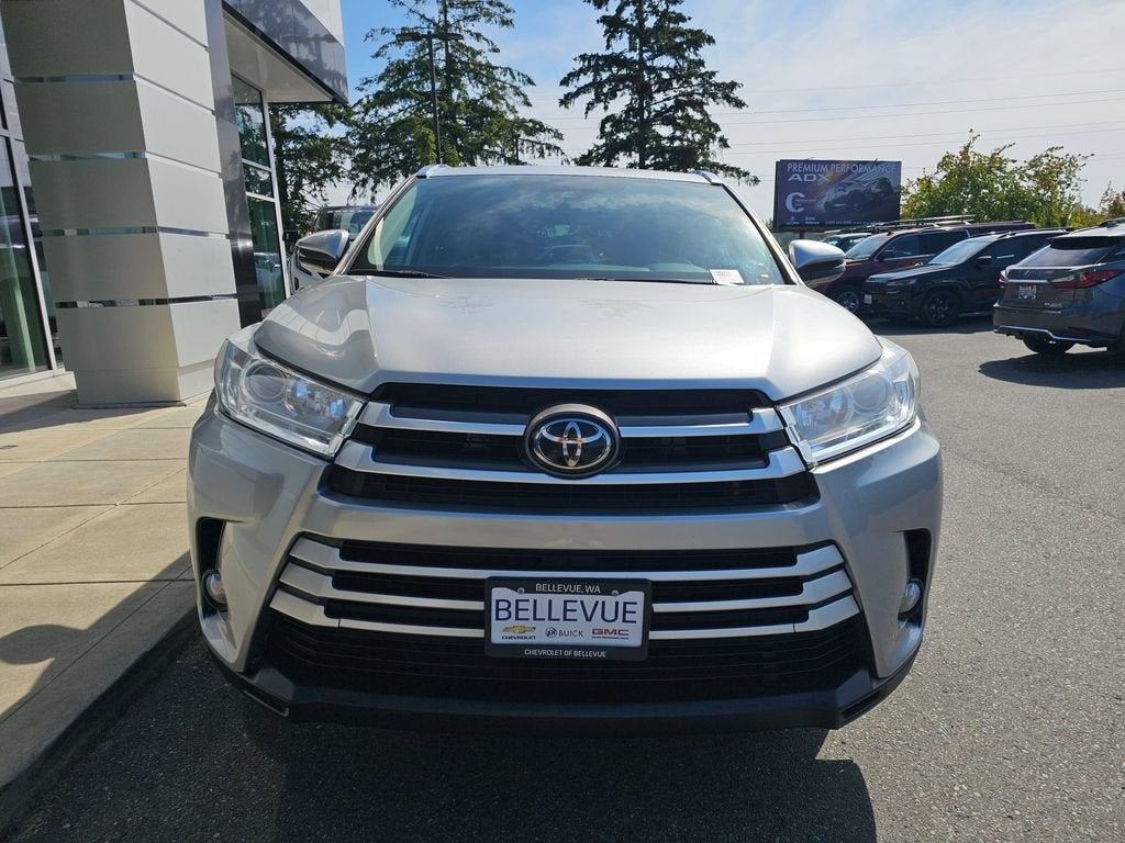 2019 Toyota Highlander SE