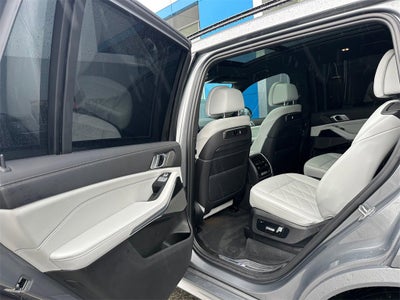 2023 BMW X7 xDrive40i