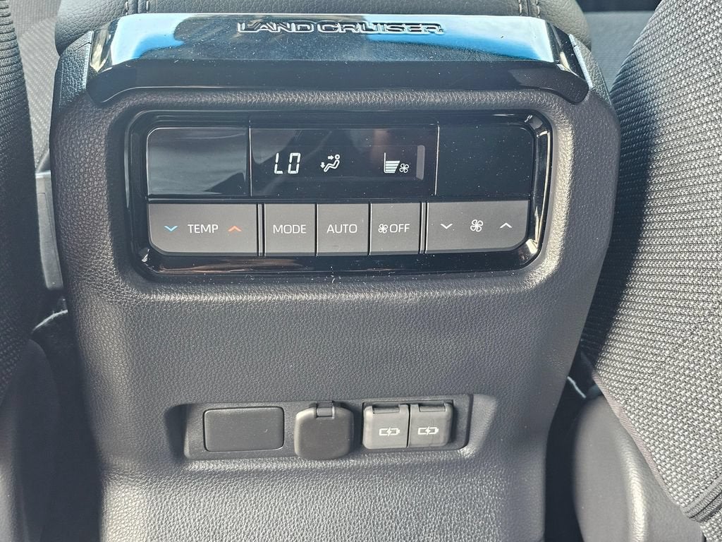 2024 Toyota Land Cruiser 4WD (Natl)