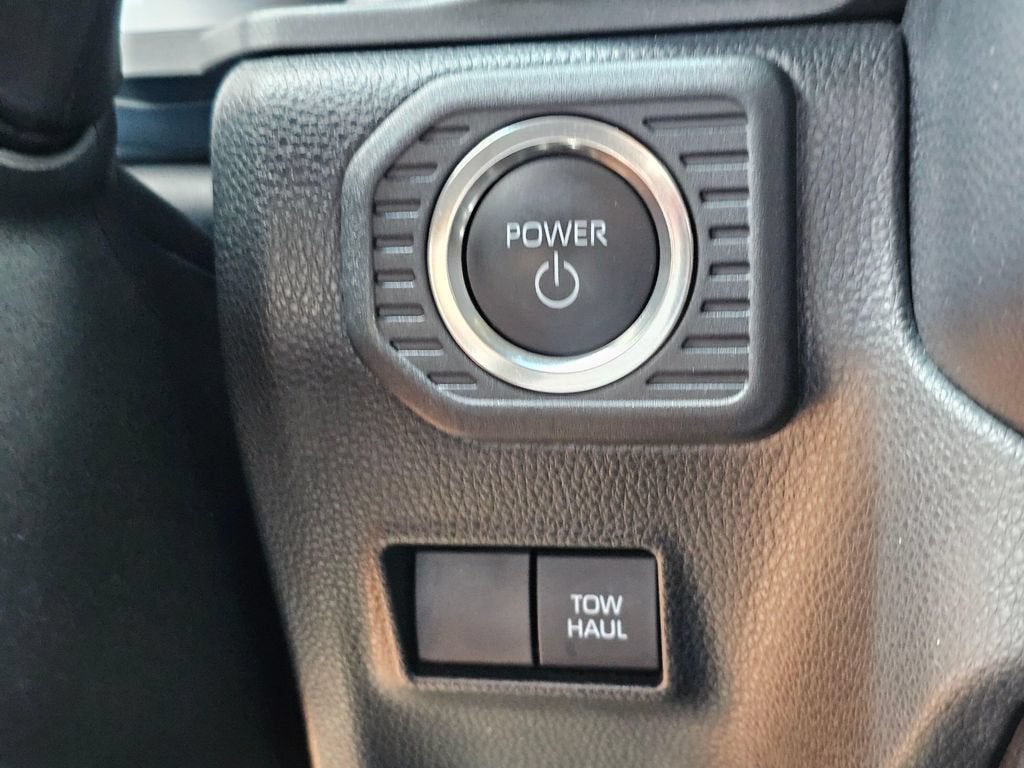 2024 Toyota Land Cruiser 4WD (Natl)