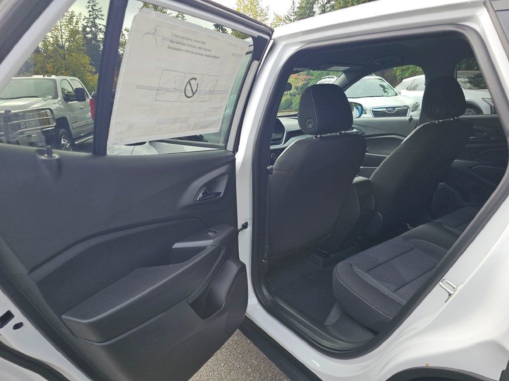 2026 Chevrolet Trax RS - Photo 17