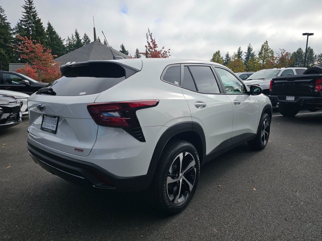 2026 Chevrolet Trax RS - Photo 6