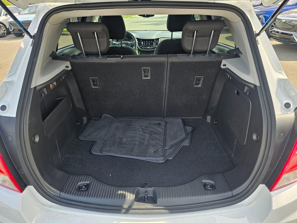 2022 Chevrolet Trax LS