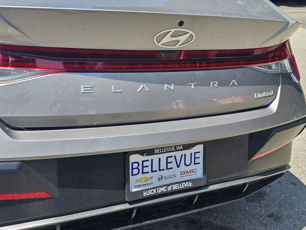 2025 Hyundai Elantra Limited