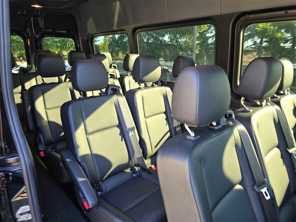 2022 Mercedes-Benz Sprinter Passenger Van 2500 High Roof V6 170" RWD