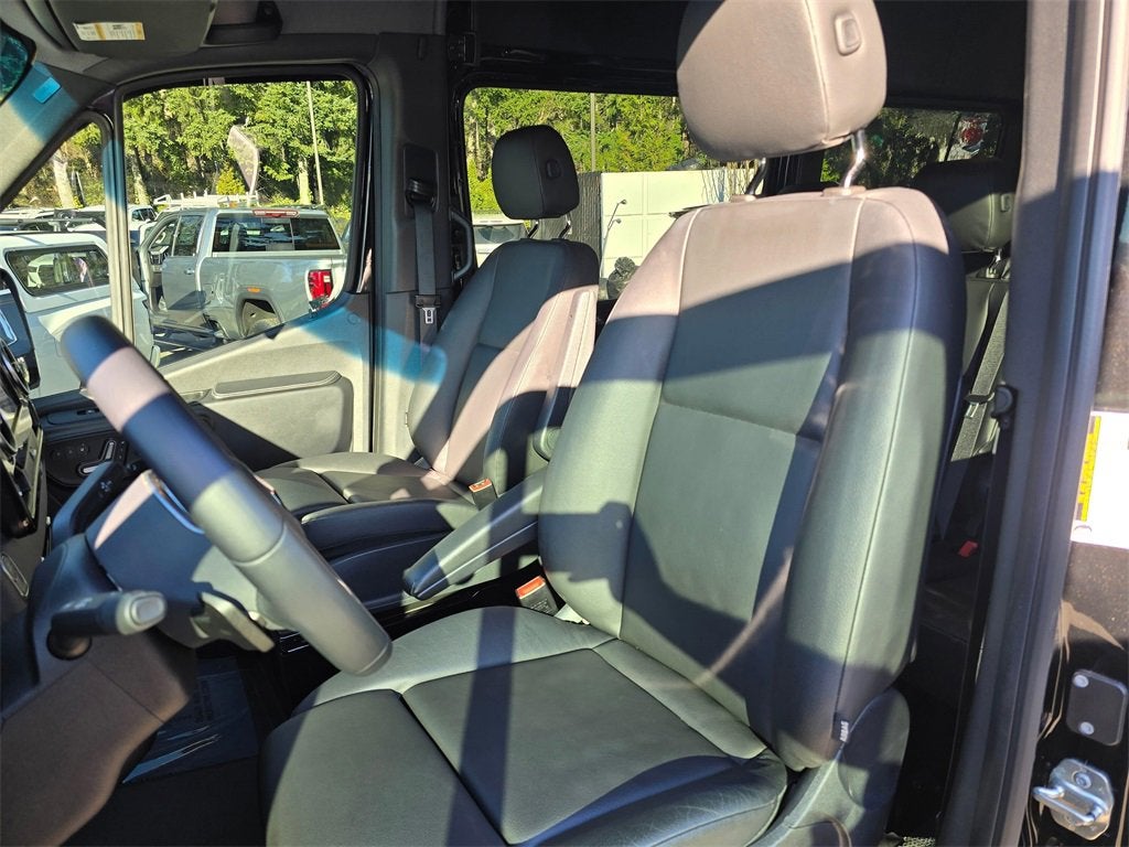 2022 Mercedes-Benz Sprinter Passenger Van 2500 High Roof V6 170" RWD