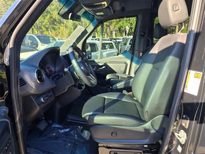 2022 Mercedes-Benz Sprinter Passenger Van 2500 High Roof V6 170" RWD