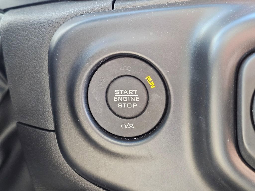 2022 Jeep Wrangler Base