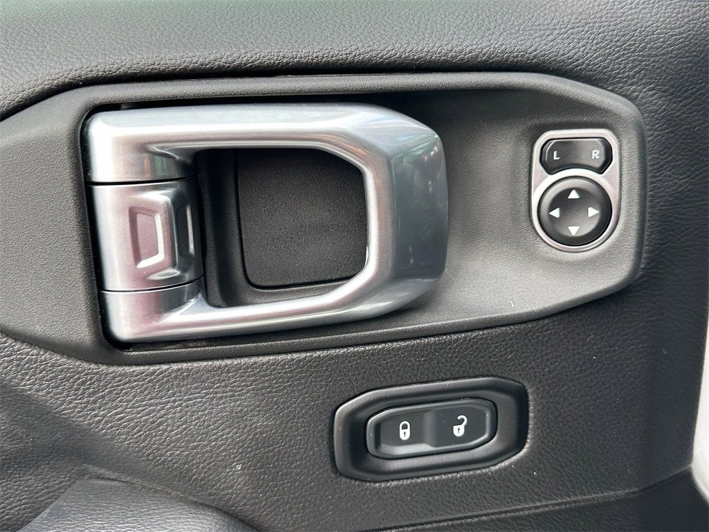 2023 Jeep Wrangler Base